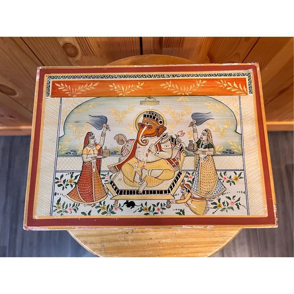 Handmade wood jewelry box from India (7612)